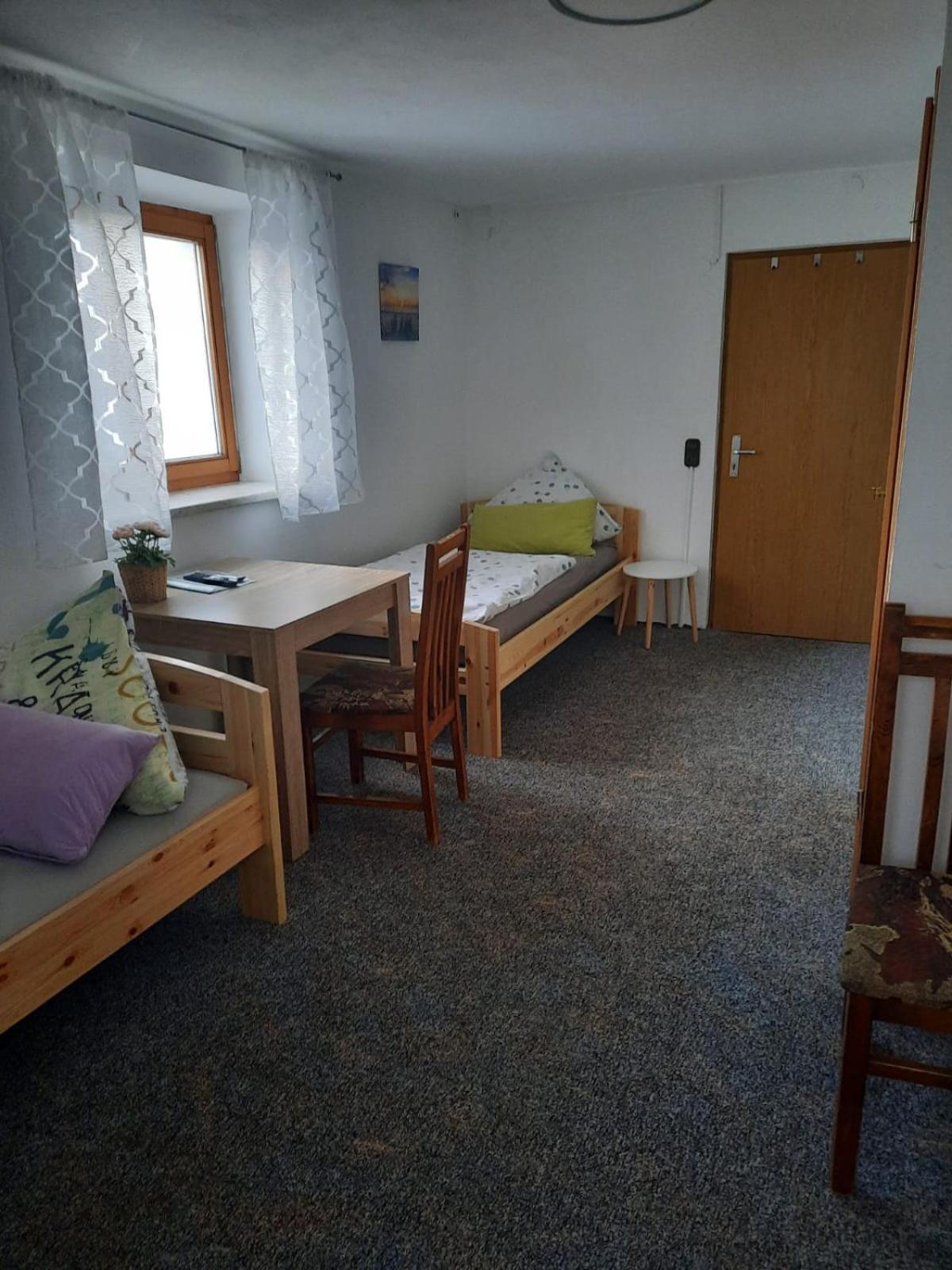 Karolingerweg Hotel Lauterhofen Bagian luar foto