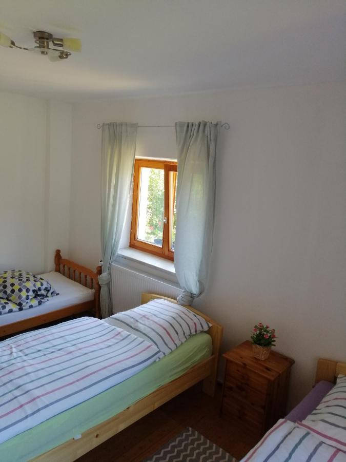 Karolingerweg Hotel Lauterhofen Bagian luar foto
